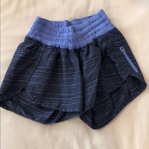 Lululemon running shorts size 6